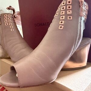 Donald J. Pliner Women's Heeled Boots - Rose Gold and Metallic